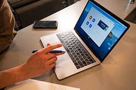 Deepseek告诉你～转运招财全靠它！戴对饰品，开启财运开挂人生！